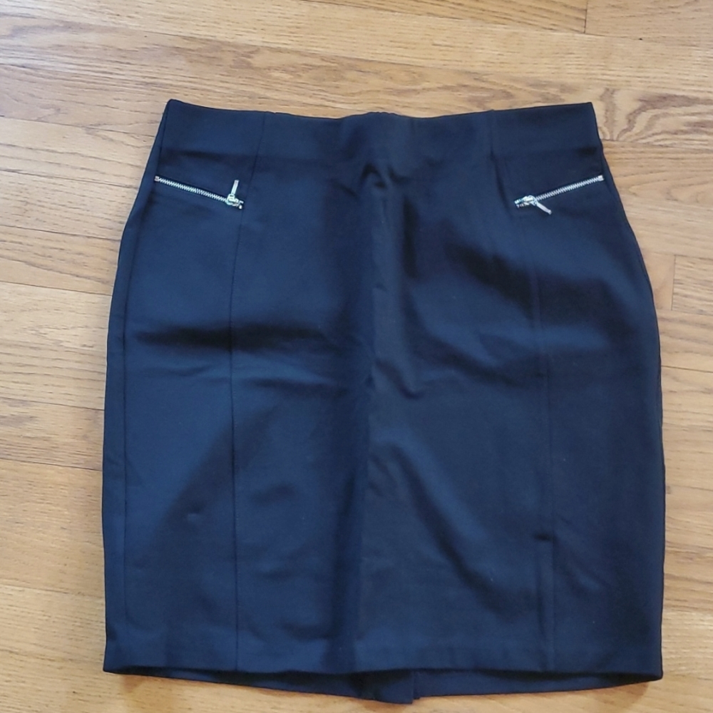 Ladies skirt